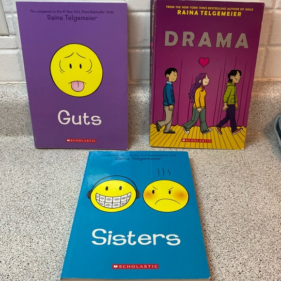 Raina Telgemeier Graphic Novels- 3 Books Available - Picture 1 of 2